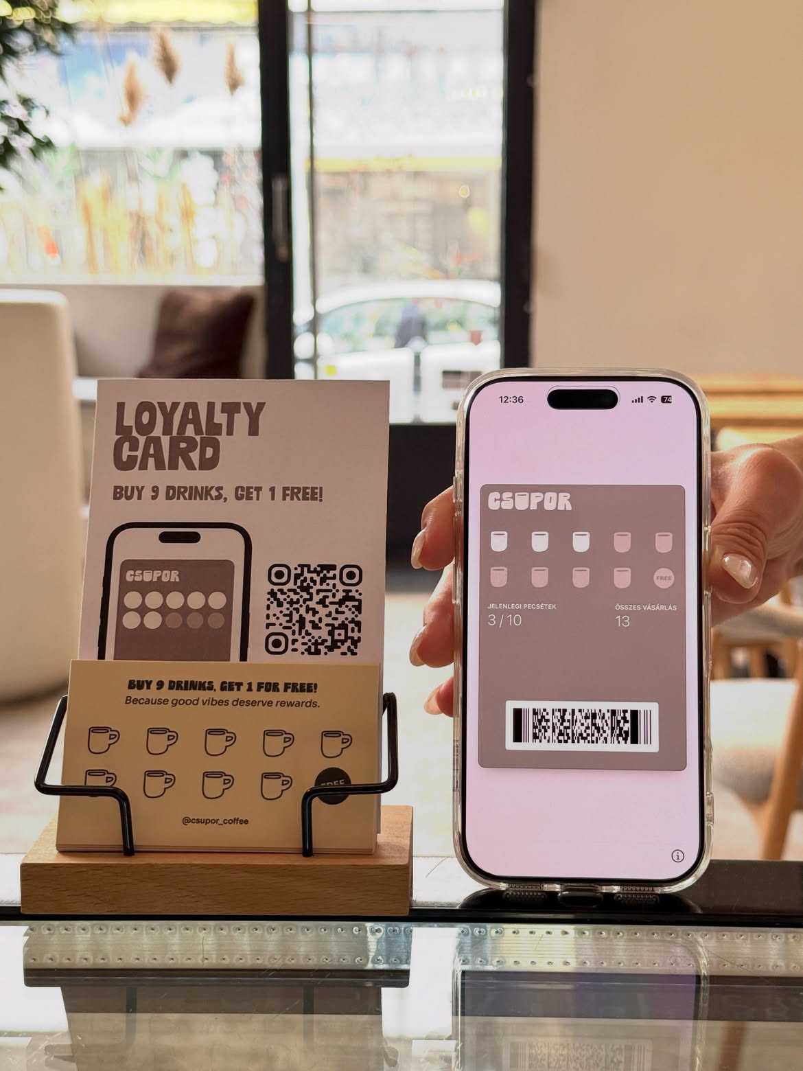 Digitális törzsvásárlói kártya egy okostelefonon